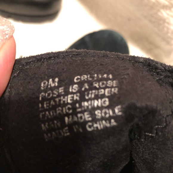 Kenneth Cole Reaction size 9 Med black booties - Picture 4 of 11